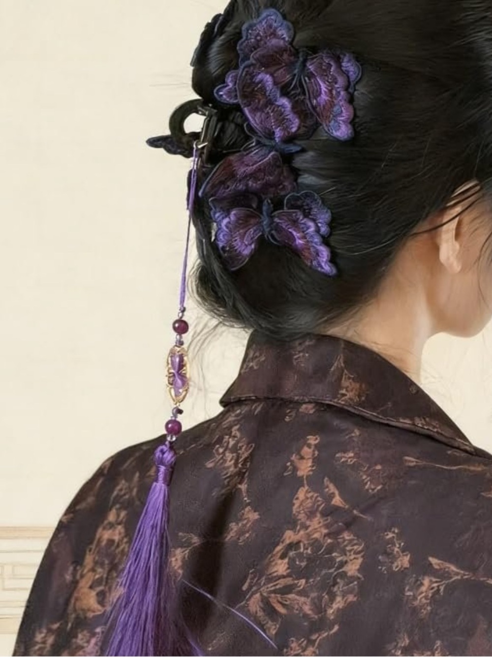 Purple Embroidered Butterfly Hair Claw Clip, Tassel Alloy Hollow Flower Pendant - Picture 5 of 5